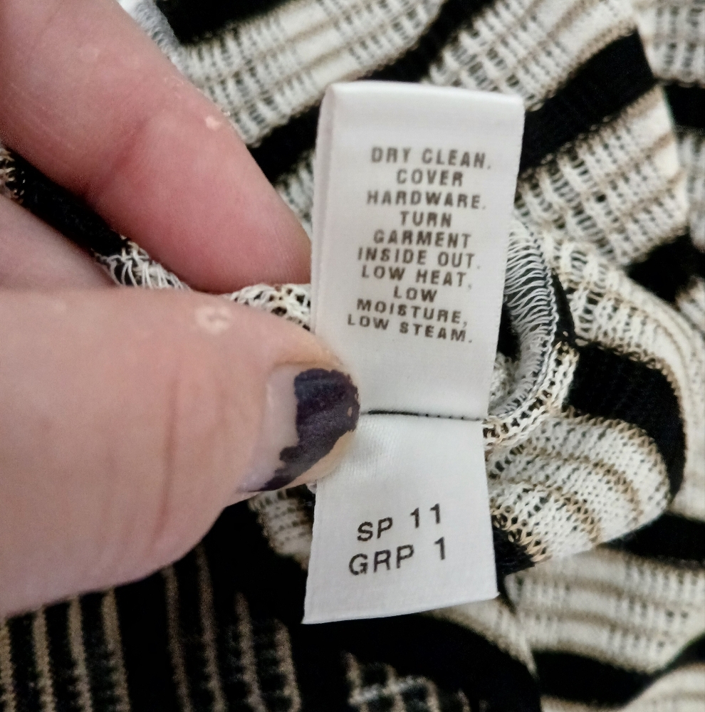 St. John Striped Open Front Cardigan. - Picture 4 of 15